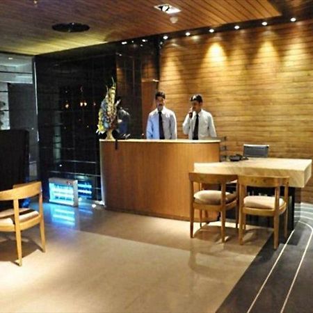 Hotel Gk International Chandīgarh Extérieur photo